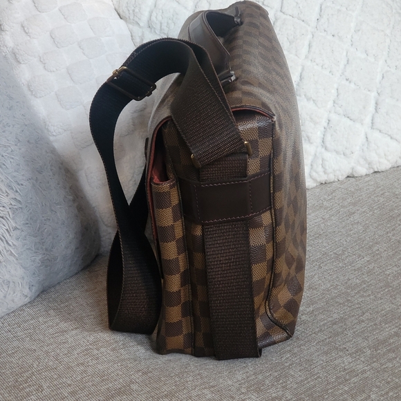 Louis Vuitton Broadway Damier Ebene Canvas Shouder Bag. Authentic w/COA. - Picture 3 of 16